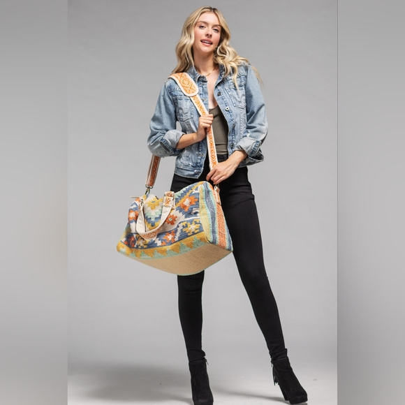 Boho Chic Travel Bag - Navajo Southwest Inspired Design - Handmade Fine Cotton - Picture 7 of 10